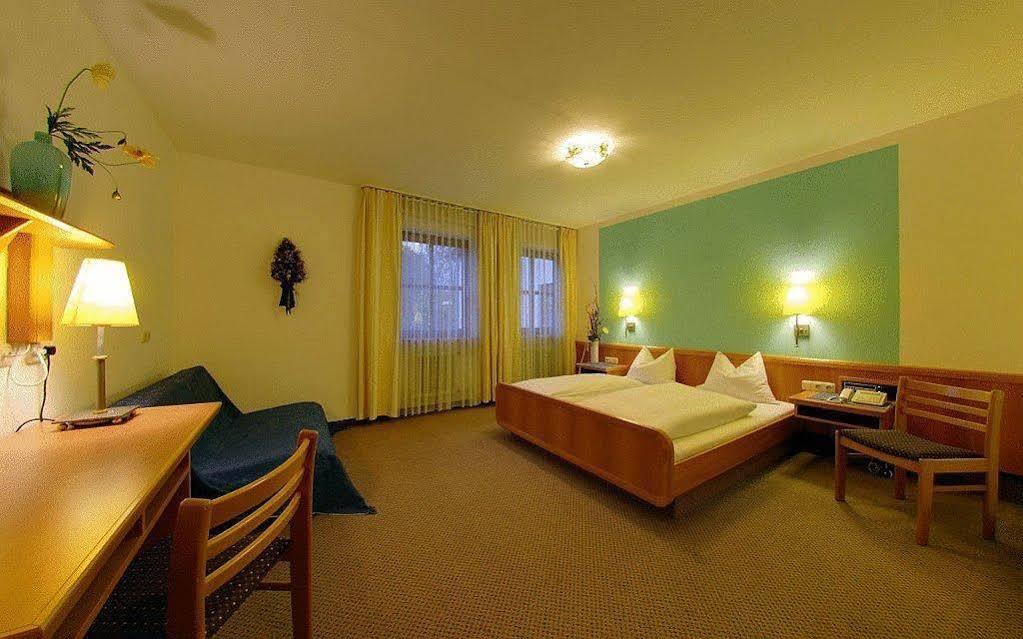 אודלצהאוזן Hotel Staffler מראה חיצוני תמונה